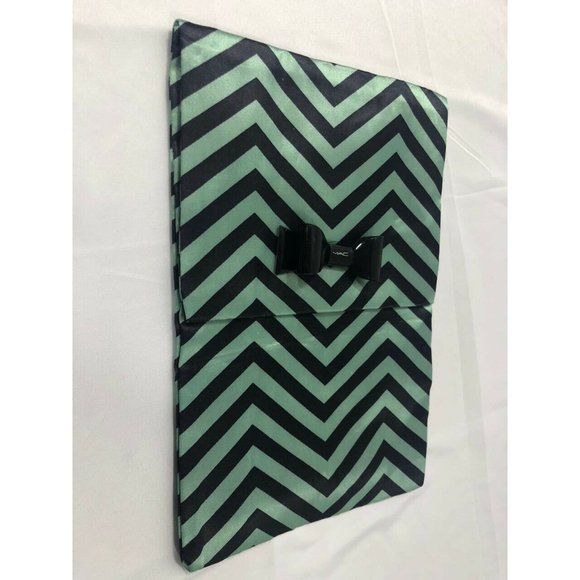 Authentic Mac Make Up Bag Case Storage Travel Case Bow Green Vintage 9" x 6.3" - Picture 2 of 7
